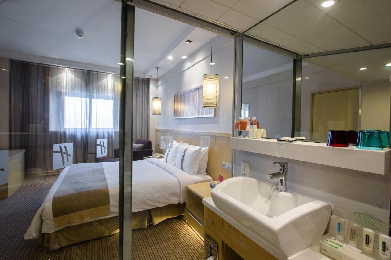 Holiday Inn Downtown Шанхай Екстериор снимка